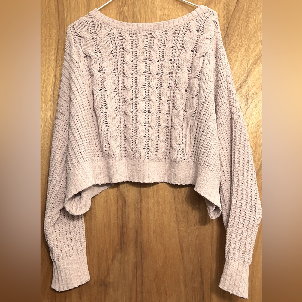 Arizona Jean Co, Cable Knit Crew Neck Crop Top Sweater, Dusty Pink. size large!